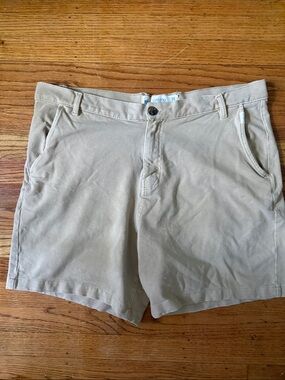 Laguna - Men's Khaki Shorts